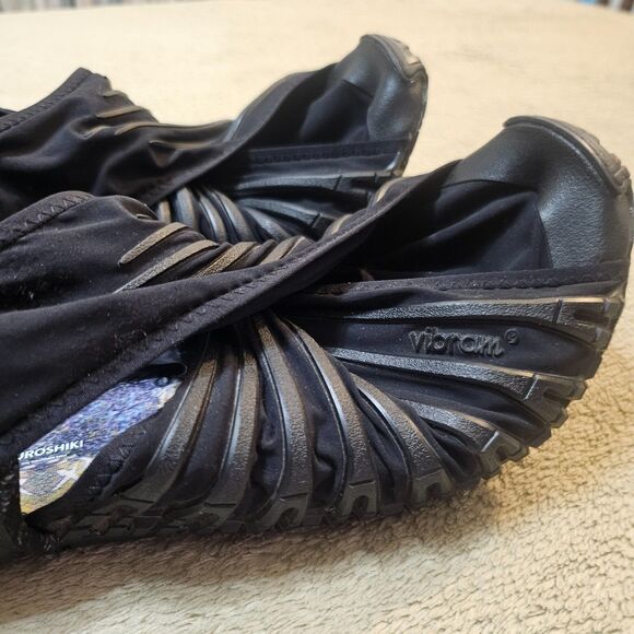Vibram Furoshiki Men\'s Stretch Shoes Wrapping Sole Black Size 8-85 M EU 41 Water